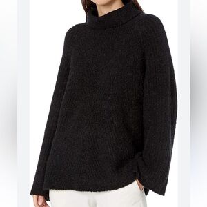 Theory Moving Ribbed Knit Bouclé Turtleneck black Sweater M